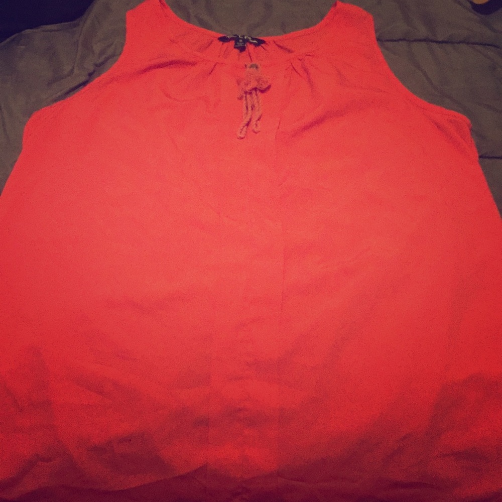 Woman’s blouse
